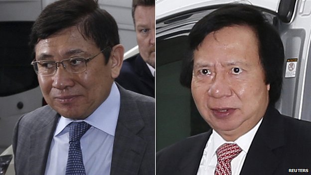&Ocirc;ng Raymond Kwok (tr&aacute;i) v&agrave; Thomas KwokHai (phải) c&ugrave;ng đứng vị tr&iacute; thứ tư trong s&ocirc;́ những người giàu nh&acirc;́t Hồng K&ocirc;ng năm 2014. Ảnh: Reuters