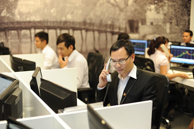Con đường trở thành nhà môi giới chứng khoán chuyên nghiệp