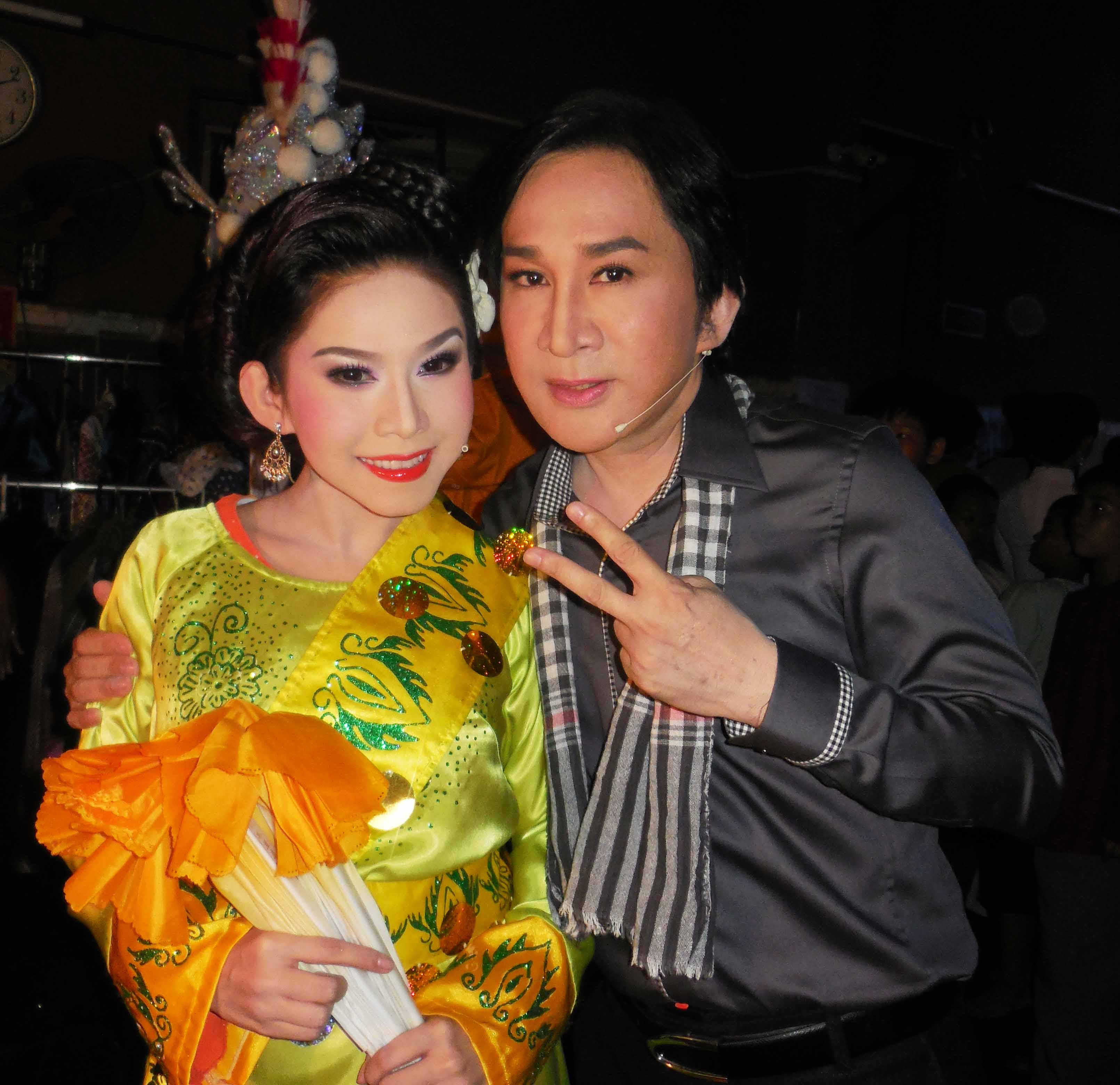 NSƯT Kim Tử Long và Bình Tinh trong đêm live show