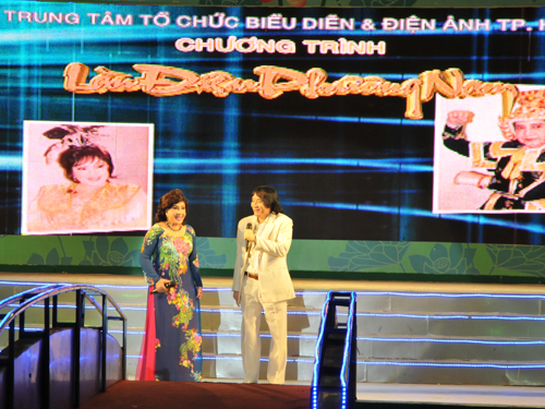 Nghệ sĩ tưng bừng đón ngày 8-3