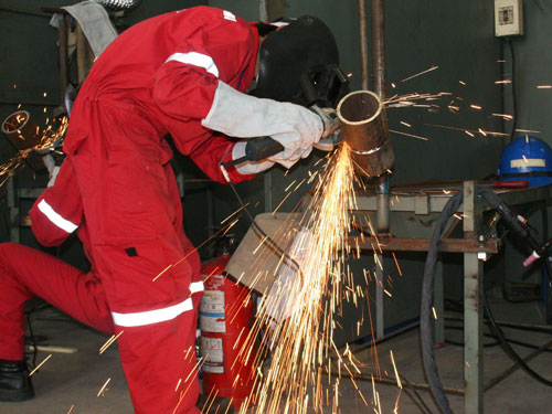Đình chỉ cơ sở không đảm bảo an toàn lao động