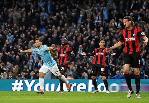 Aguero sau pha lập công thứ nhì