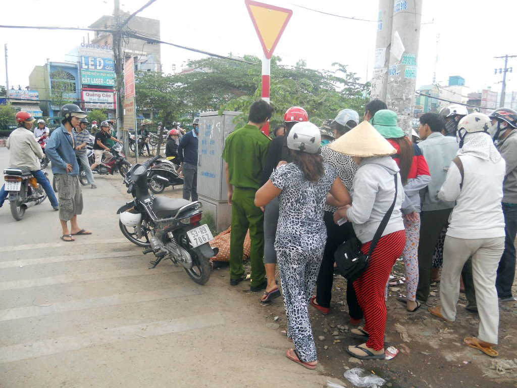 Hiện trường vụ việc nam thanh ni&ecirc;n h&uacute;t thuốc rồi co giật v&agrave; tử vong