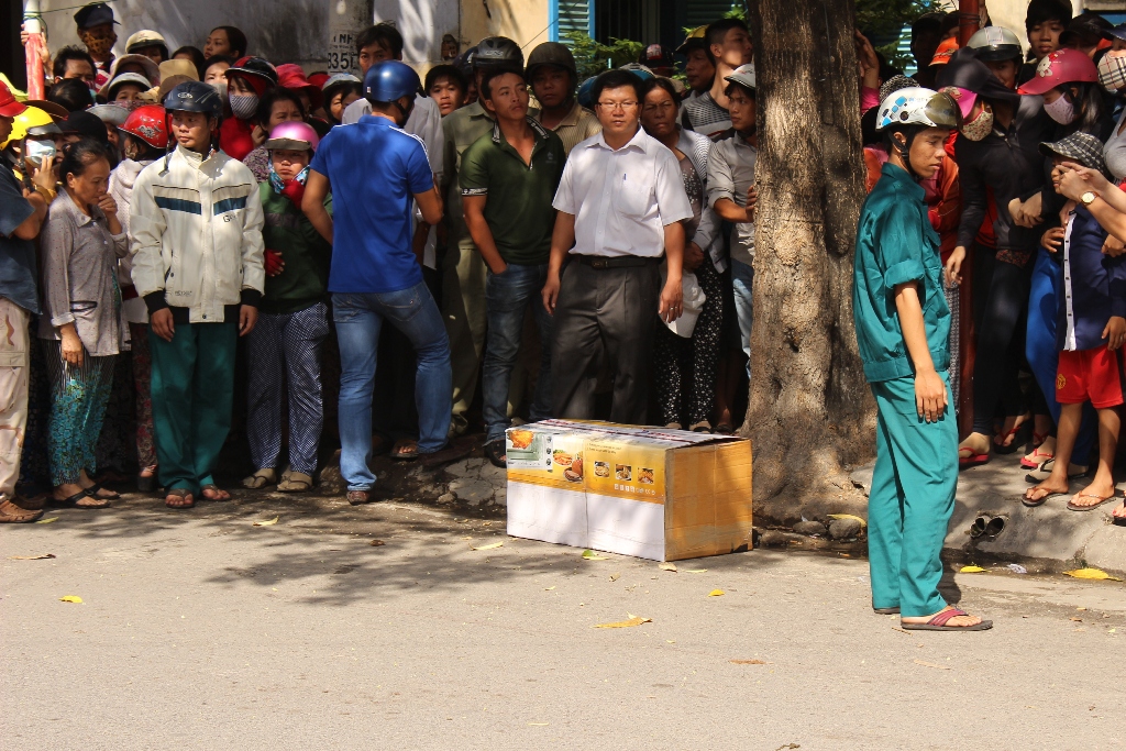 Hộp giấy nghi c&oacute; tro cốt