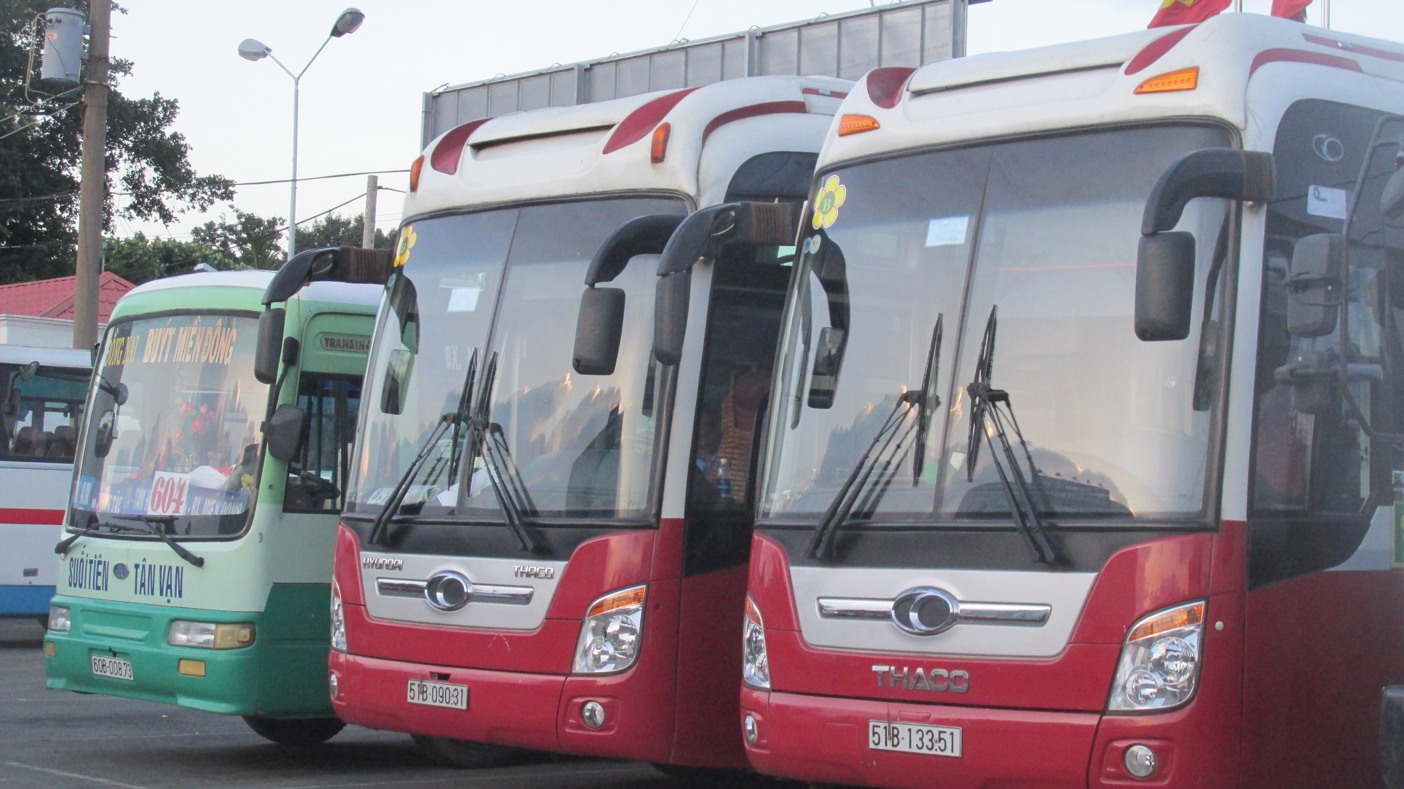 Mật phục kiểm tra xe Thành Bưởi, nhà xe xô xát với thanh tra