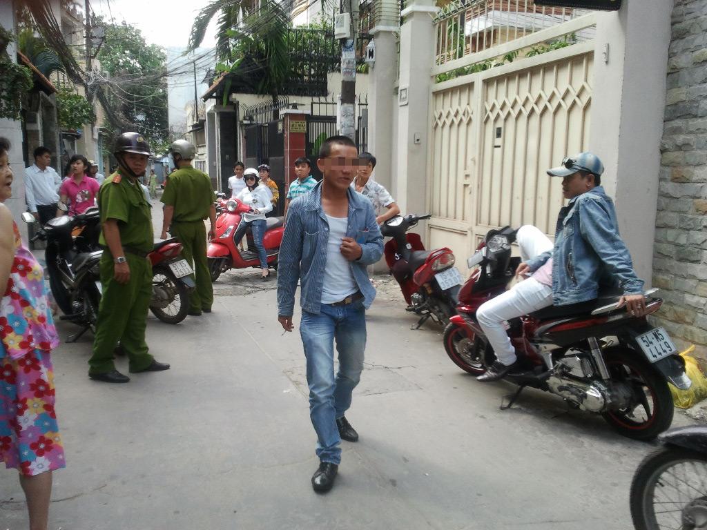 Không thể bàng quan