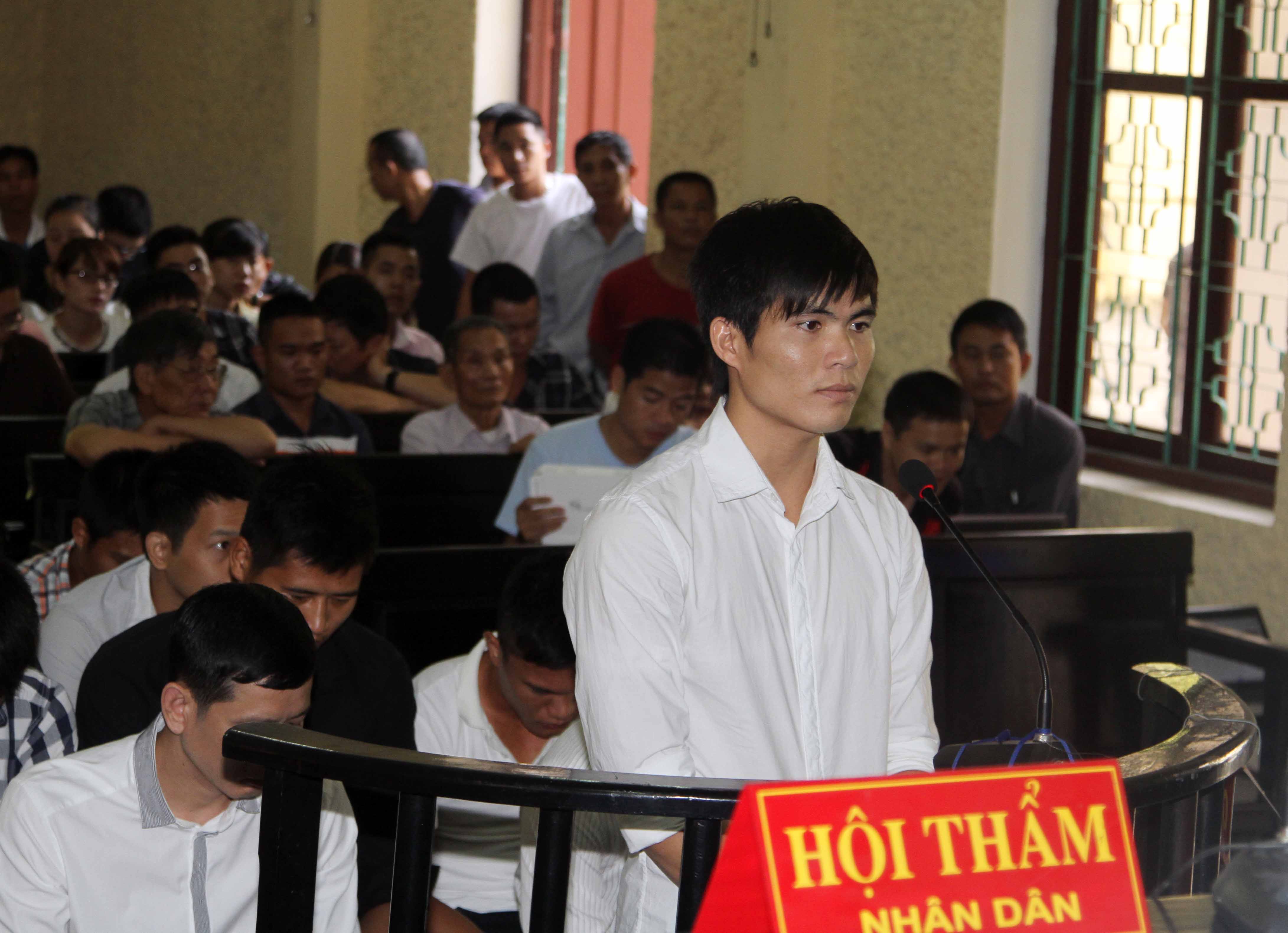 Giới chuyên môn và người hâm mộ tiếc cho cựu trung vệ đội tuyển Việt Nam - Nguyễn Gia Từ