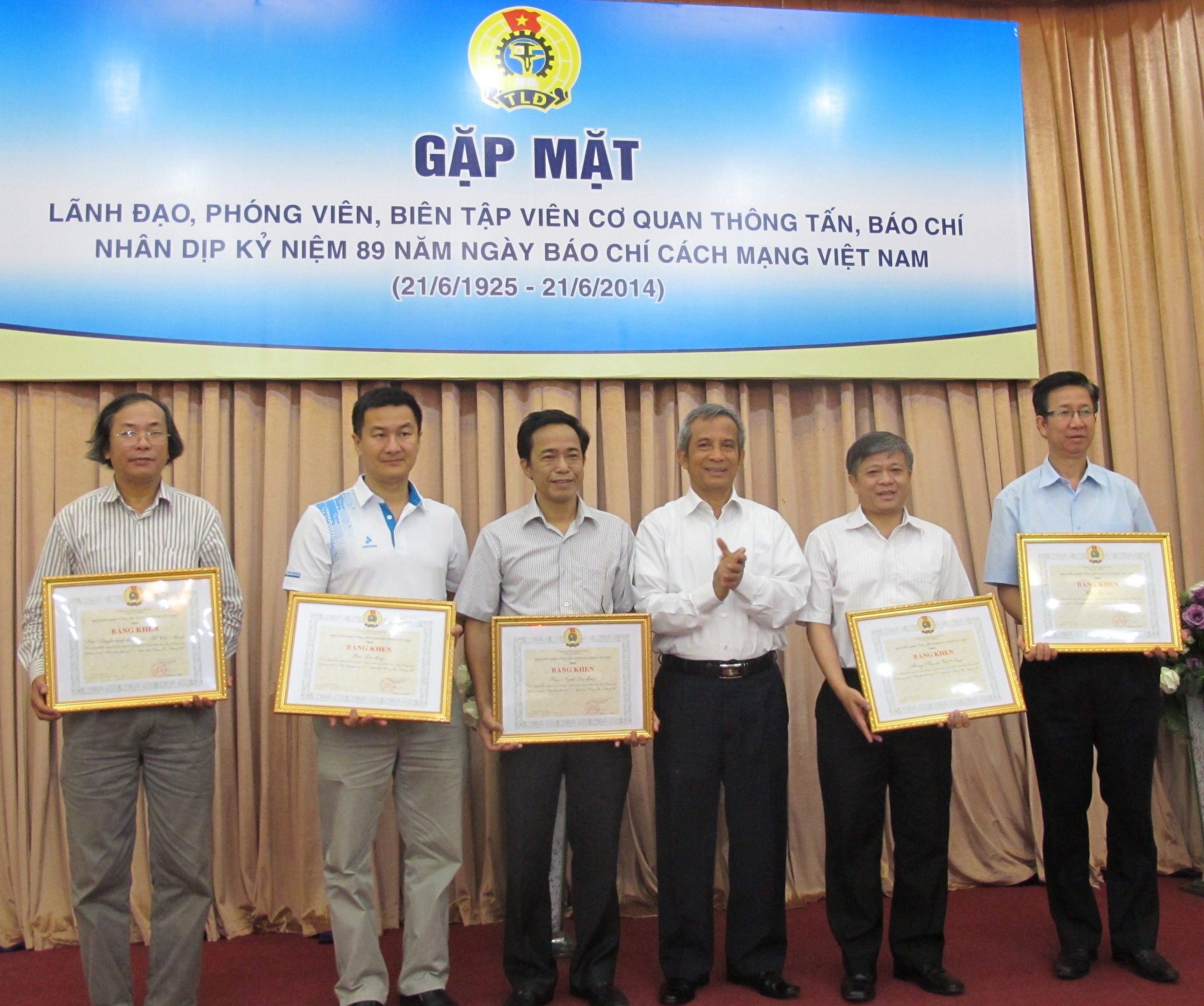 Tổng LĐLĐ Việt Nam khen thưởng 28 tập thể, cá nhân báo chí