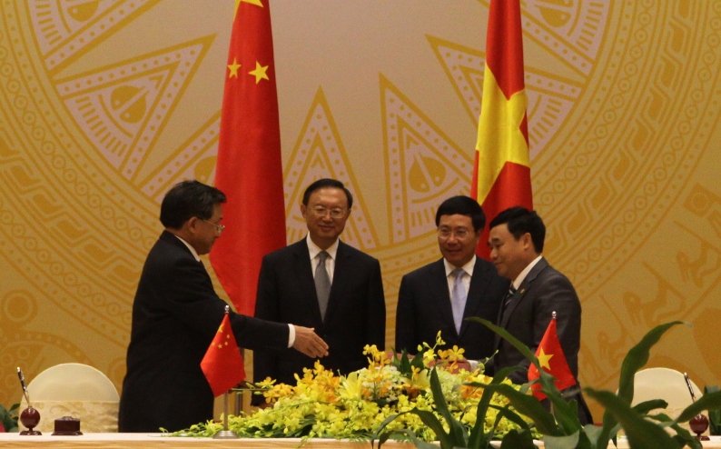 Uỷ ban chỉ đạo hợp t&aacute;c song phương Việt Nam - Trung Quốc c&oacute; vai tr&ograve; rất quan trọng trong điều phối, chỉ đạo c&aacute;c lĩnh vực hợp t&aacute;c giữa hai nước cũng như giải quyết c&aacute;c vấn đề tồn tại nảy sinh trong quan hệ giữa hai nước