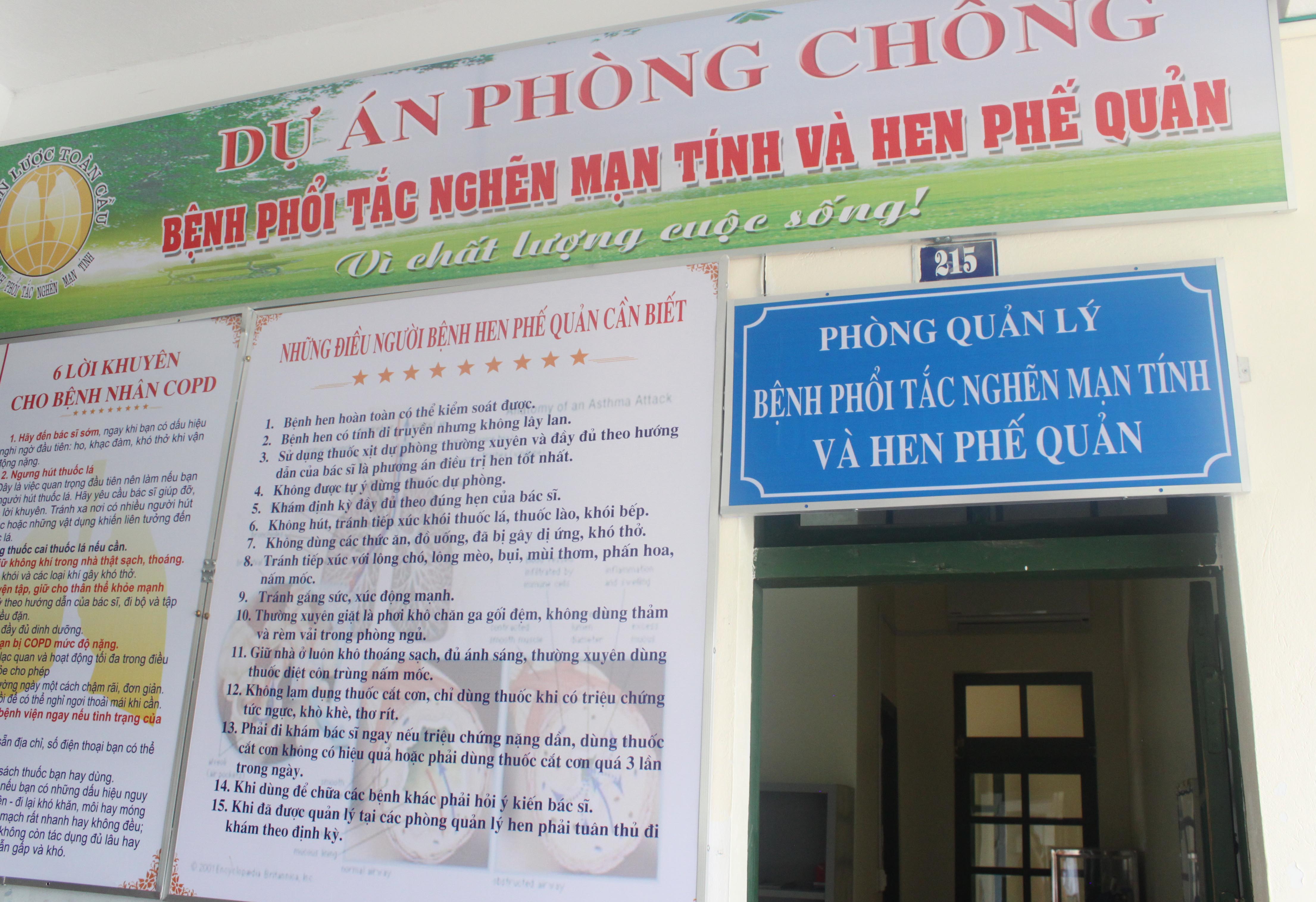 Bệnh nh&acirc;n được kiểm so&aacute;t c&aacute;c bệnh m&atilde;n t&iacute;nh ngay tại BV địa phương
