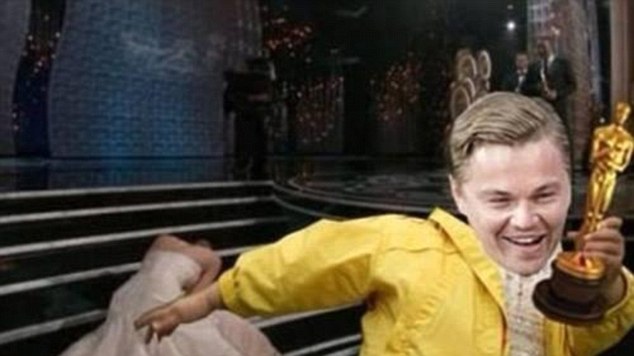 Ảnh chế Leo ch&ocirc;m Oscar của Jennifer Lawrence