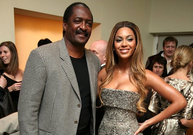 Vợ chồng Beyonce tung tin đồn rạn nứt để PR?