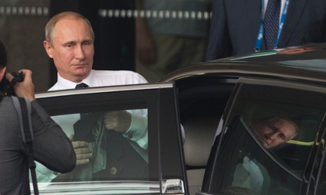 Tổng thống Putin rời G20 sớm để tranh thủ… ngủ!