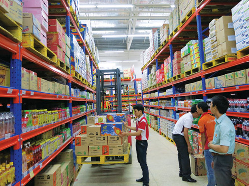 Nhiều mặt hàng giảm giá mạnh tại Co.opmart