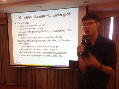 &Ocirc;ng Lương Thế Huy cho rằng người chuyển giới chưa được ph&aacute;p luật thừa nhận v&agrave; bảo vệ