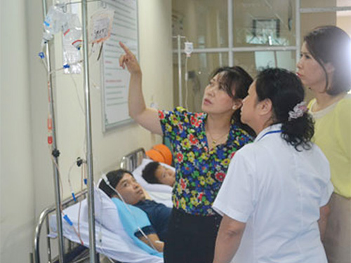 Phòng khám tư: Sờ đâu sai đó!