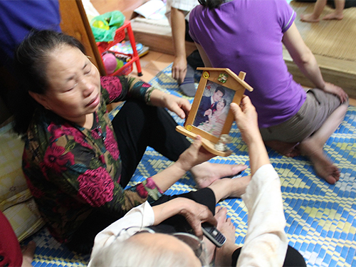 Tiễn các anh về đất mẹ