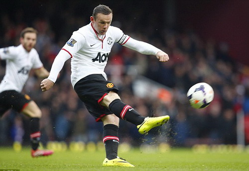C&uacute; s&uacute;t gần nửa s&acirc;n th&agrave;nh b&agrave;n của Rooney trong trận gặp West Ham
