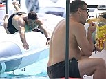 Ro "béo" nặng nề trên đảo Ibiza
