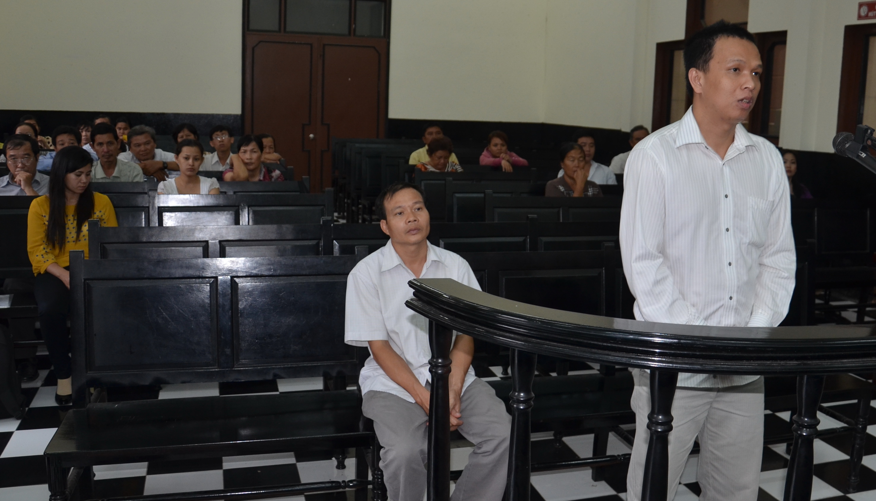 Nguyên giám đốc Bệnh viện Tâm thần Tiền Giang bị loạn thần