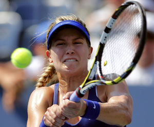 Chờ Halep và Bouchard tạo kỳ tích
