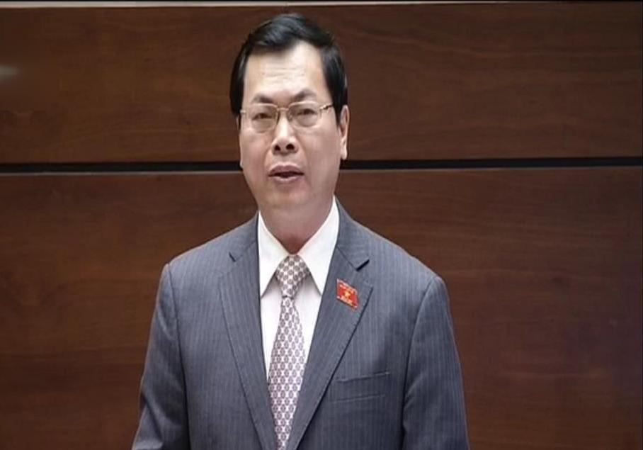 Bộ trưởng Bộ C&ocirc;ng Thương Vũ Huy Ho&agrave;ng. Ảnh chụp qua m&agrave;n h&igrave;nh