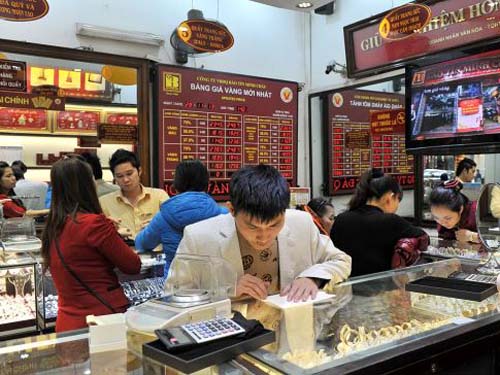 Bảo Tín Minh Châu cho biết thời điểm hiện tại là cơ hội để người mua vàng "lướt sóng" kiếm lời.