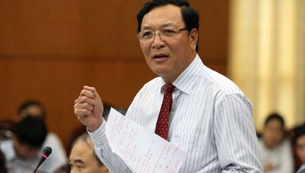 Bộ trưởng Phạm Vũ Luận