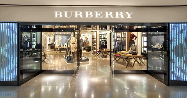 Một cửa h&agrave;ng Burberry ở Hồng K&ocirc;ng. Ảnh: Affluent