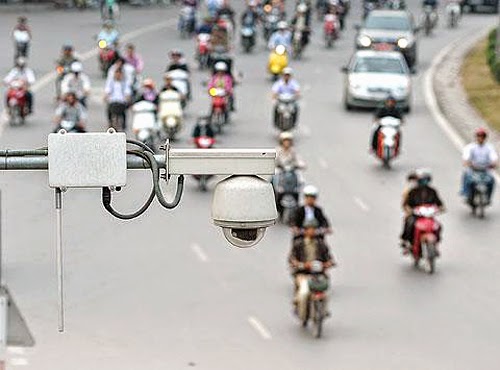 Hà Nội đề xuất lắp camera phạt nguội ô tô đi sai làn đường