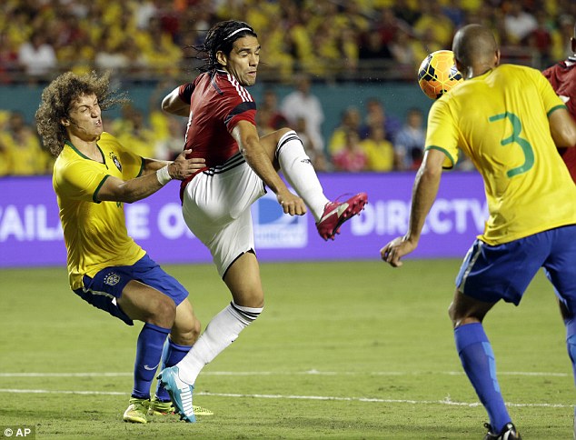 Falcao, Blind và Rojo sẽ ra mắt M.U trong trận gặp QPR