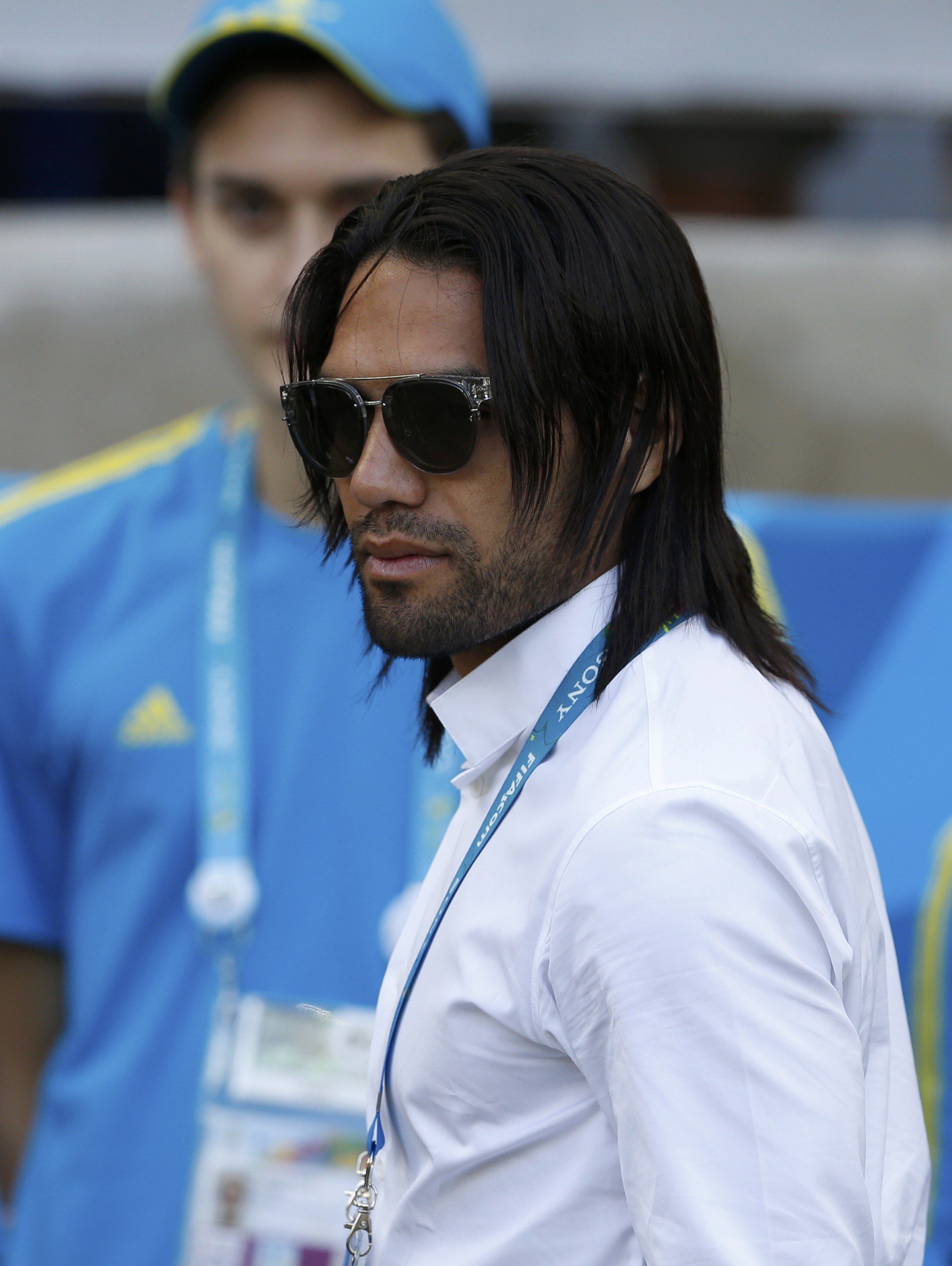 Falcao phải l&agrave;m kh&aacute;n giả World Cup 2014 v&igrave; chấn thương
