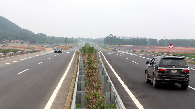 Phí đường cao tốc Nội Bài-Lào Cai cao nhất 1.220.000 đồng/lượt xe ô tô