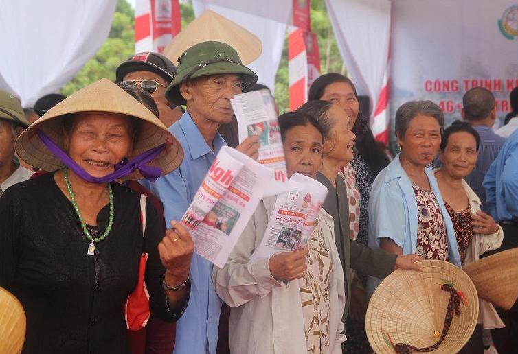 Khánh thành cầu Khe Ang, nơi xảy ra vụ trôi xe khiến 5 người chết