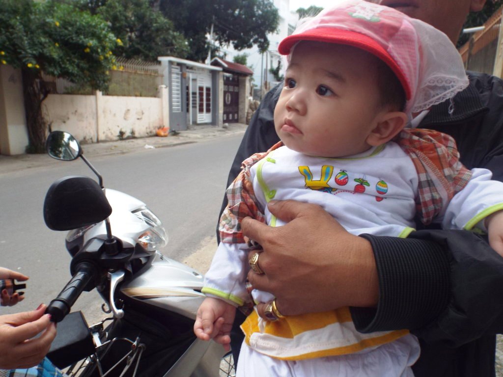 Ch&aacute;u Đ&ocirc; sẽ được đưa v&agrave;o trại trẻ mồ c&ocirc;i nếu kh&ocirc;ng c&oacute; ai đến nhận