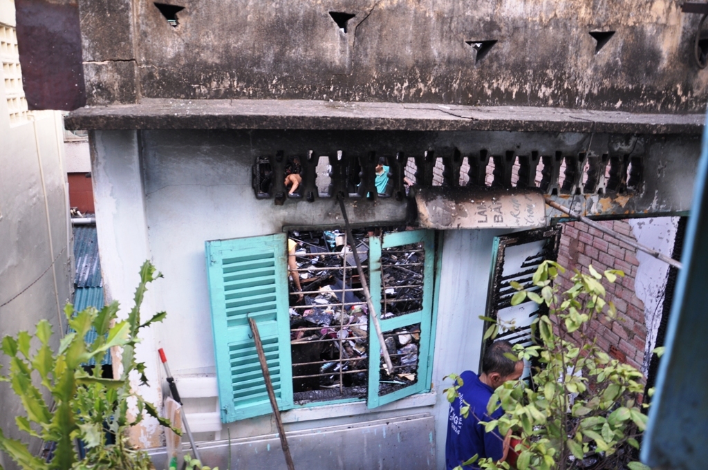 TP HCM: Cháy lớn trên đường Lê Thị Riêng