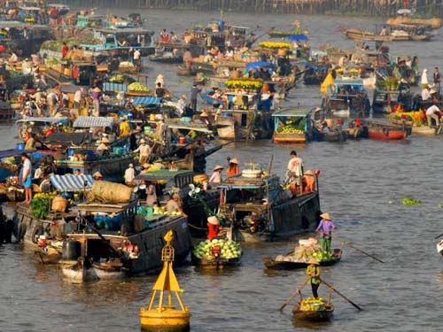 Toàn cảnh chợ nổi Cái Răng những ngày cuối năm