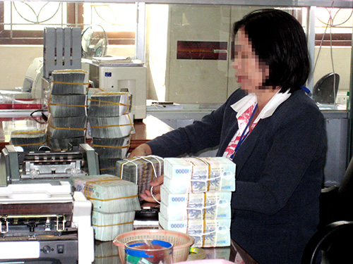 Bịt lỗ hổng ngân hàng