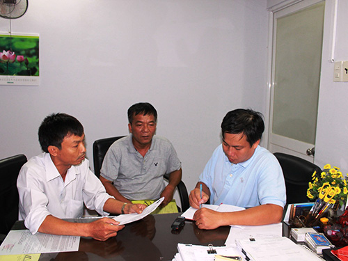 Vội vàng sa thải