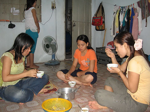 Lao động nữ chưa được quan tâm