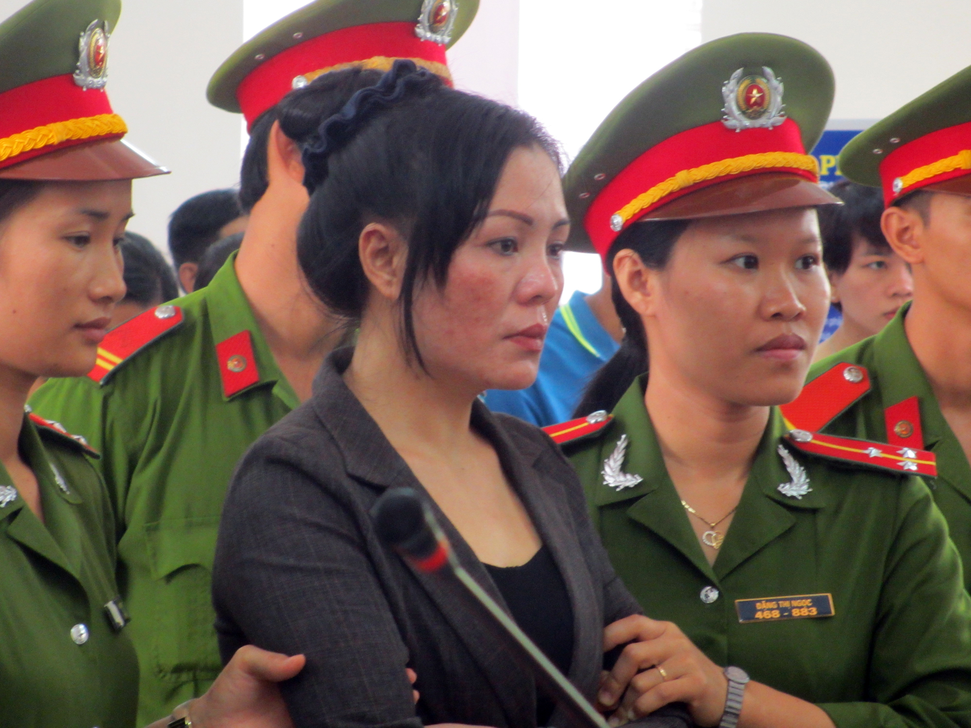 Trần Thị Doan tại phi&ecirc;n t&ograve;a x&eacute;t xử s&aacute;ng 6-7