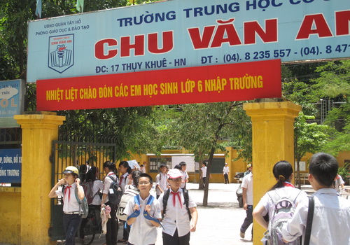 Hà Nội: Dồn lớp để giải quyết chỗ học cho học sinh
