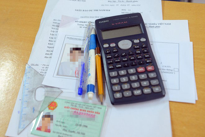 Tự ý dán ảnh lên CMND cho đẹp