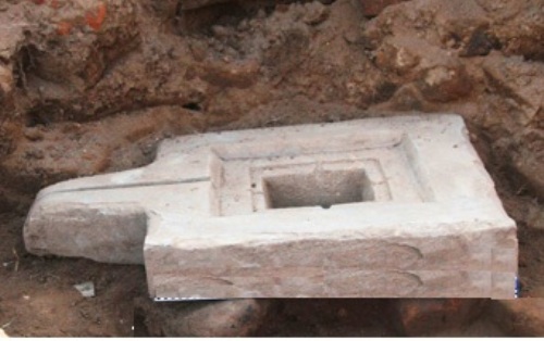 Cổ vật Yoni ở tháp Chăm Ninh Thuận
