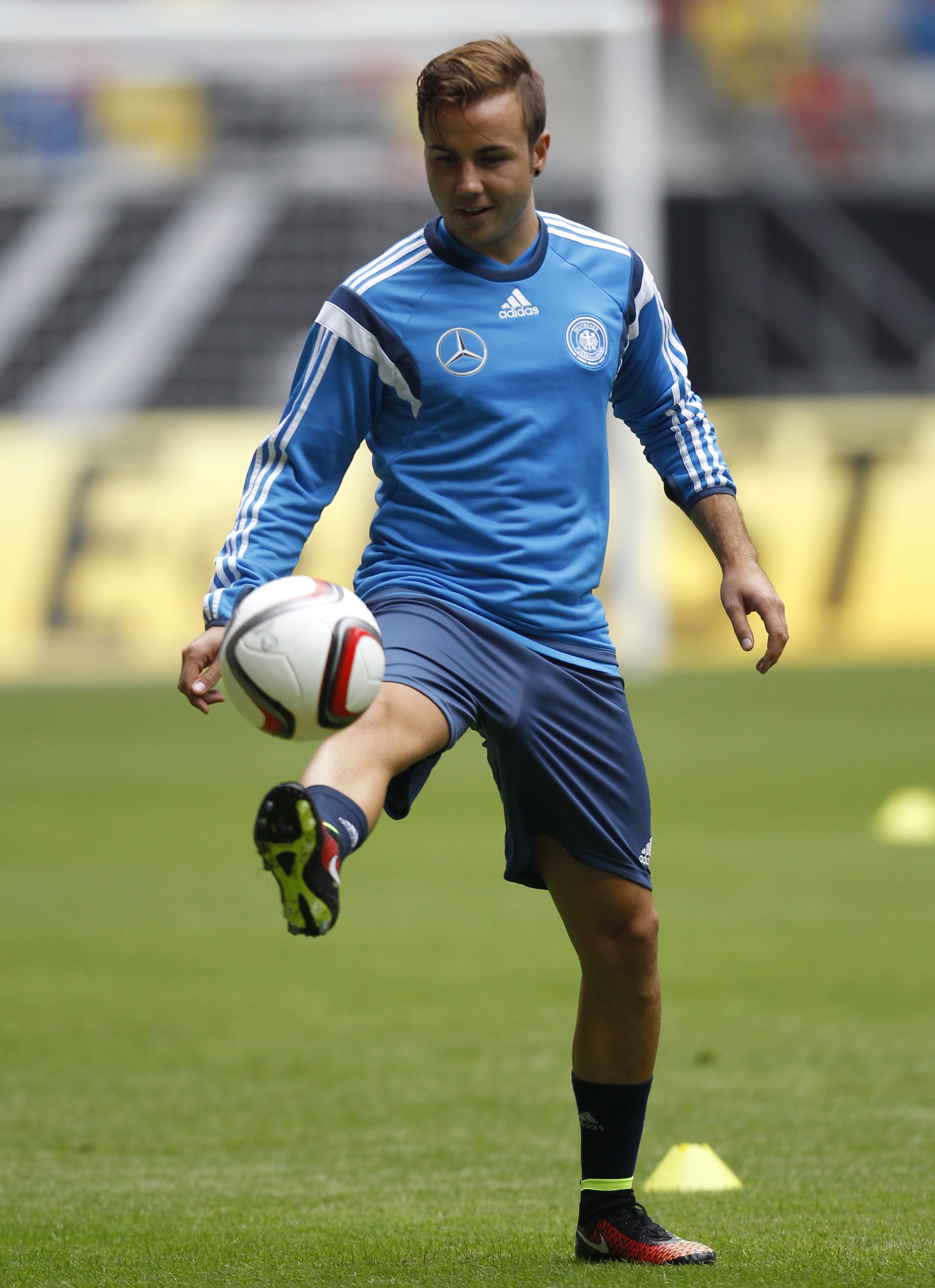 Người h&ugrave;ng World Cup 2014 Mario Goetze