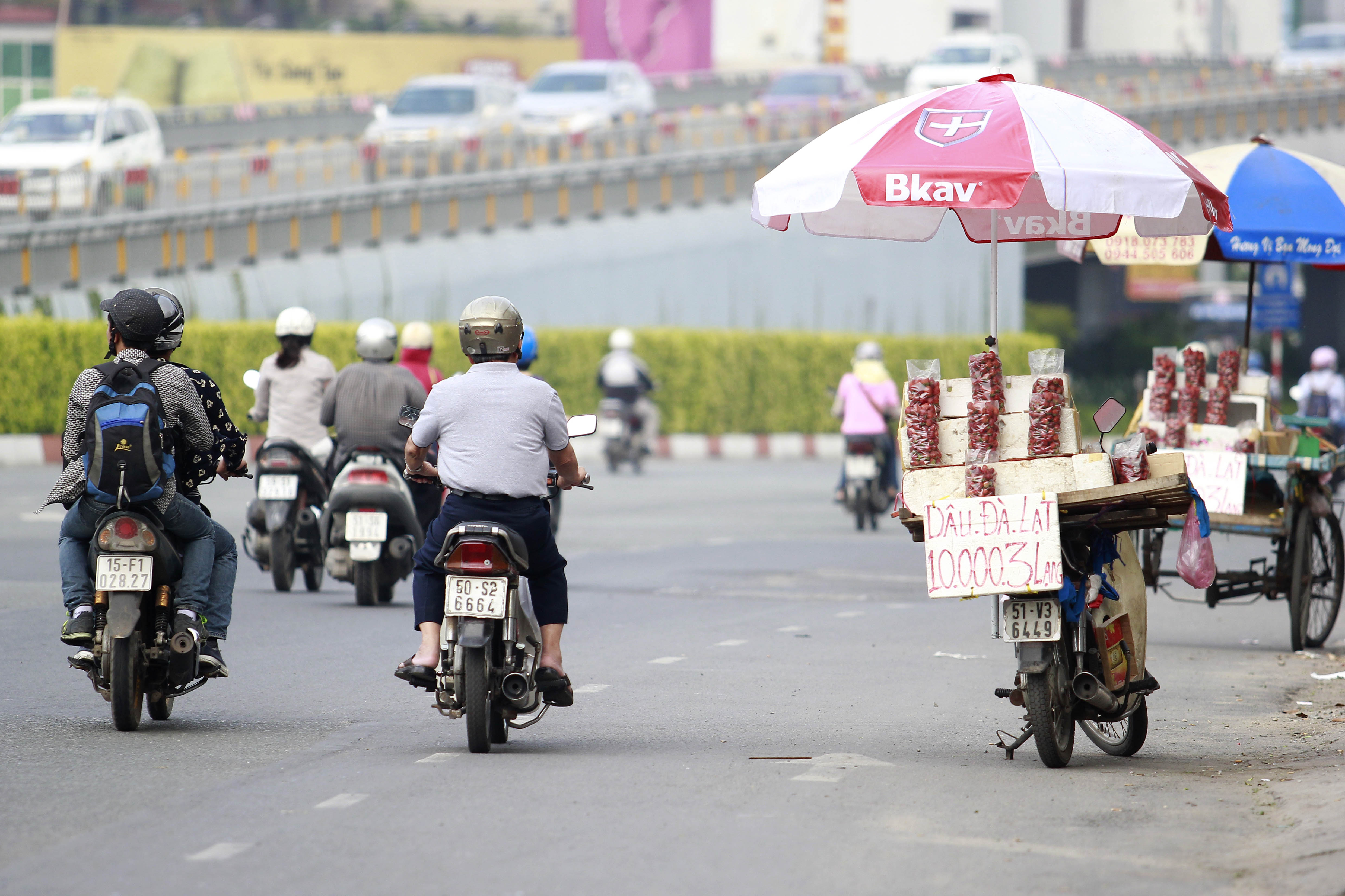Ảnh chụp tr&ecirc;n đường Điện Bi&ecirc;n Phủ, quận B&igrave;nh Thạnh