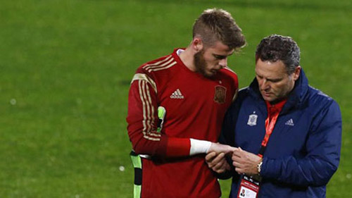 M.U lo sốt vó với chấn thương của De Gea