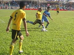 Tổ chức sân chơi cho công nhân dệt may