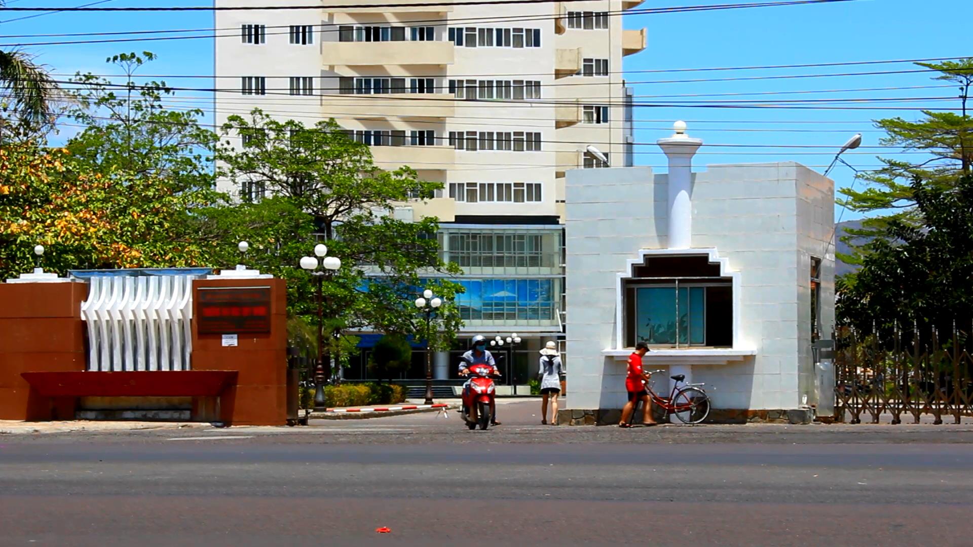 Cán bộ Trường ĐH Quy Nhơn nhận 132 triệu đồng “chạy điểm”