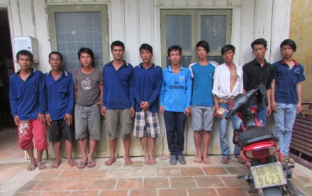 Hỗn chiến, đem theo 12 dao Thái Lan để "xử" đối phương